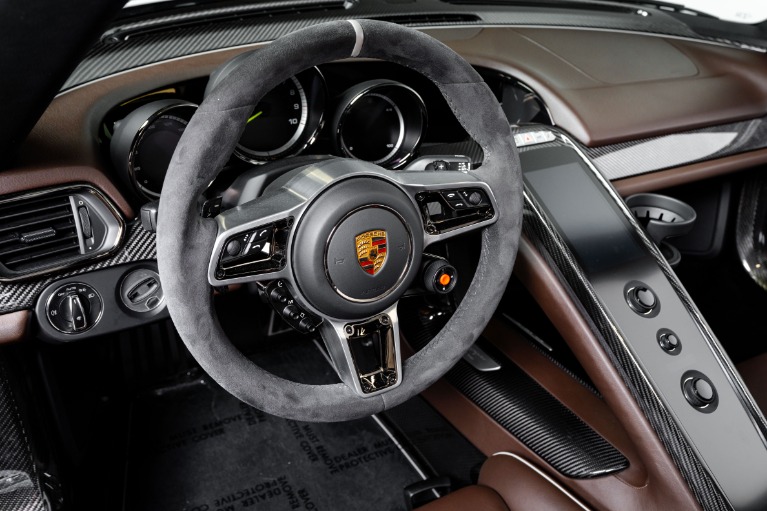 Used-2015-Porsche-918-Spyder