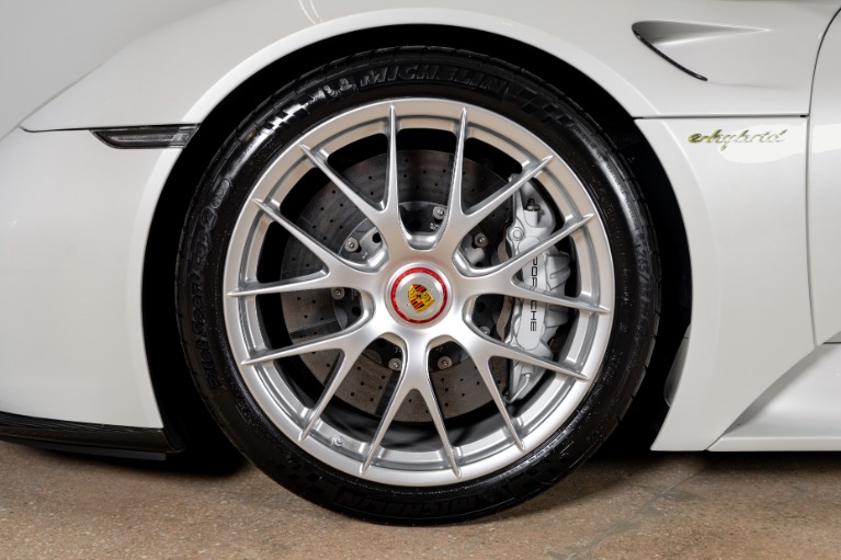 Used-2015-Porsche-918-Spyder