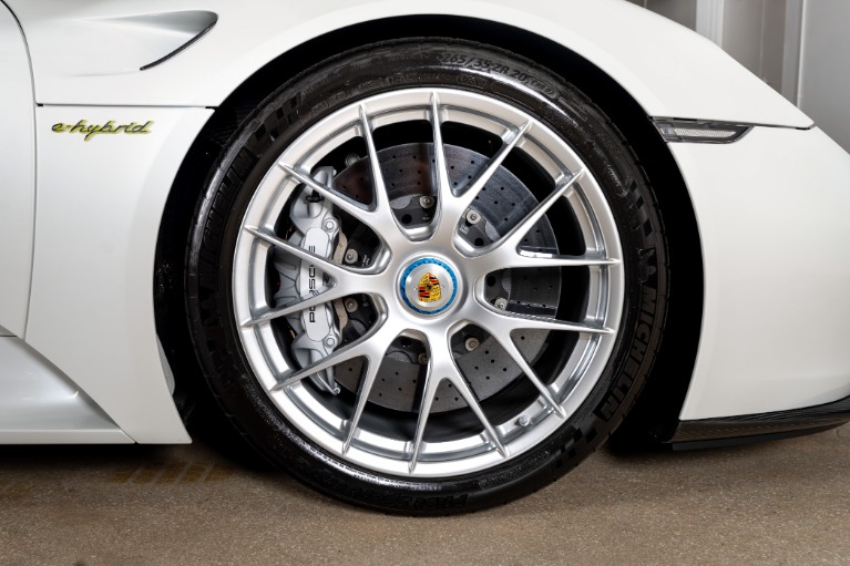 Used-2015-Porsche-918-Spyder