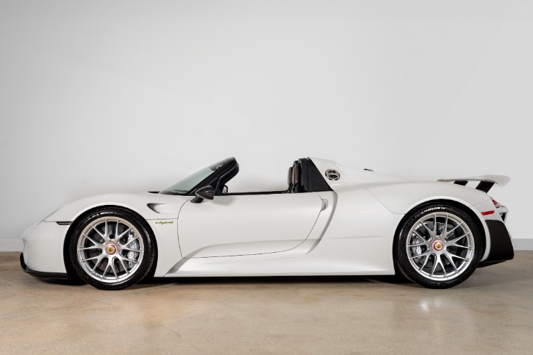 Used-2015-Porsche-918-Spyder