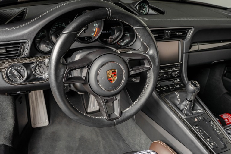 Used-2016-Porsche-911-R