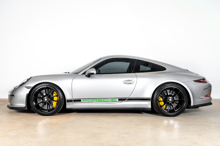 Used-2016-Porsche-911-R