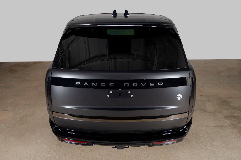 Used-2024-Land-Rover-Range-Rover-SV-Autobiography