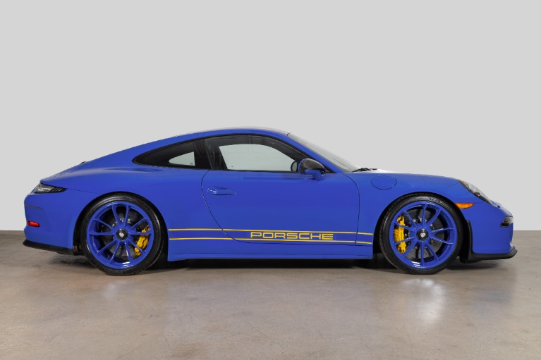 Used-2016-Porsche-911-R